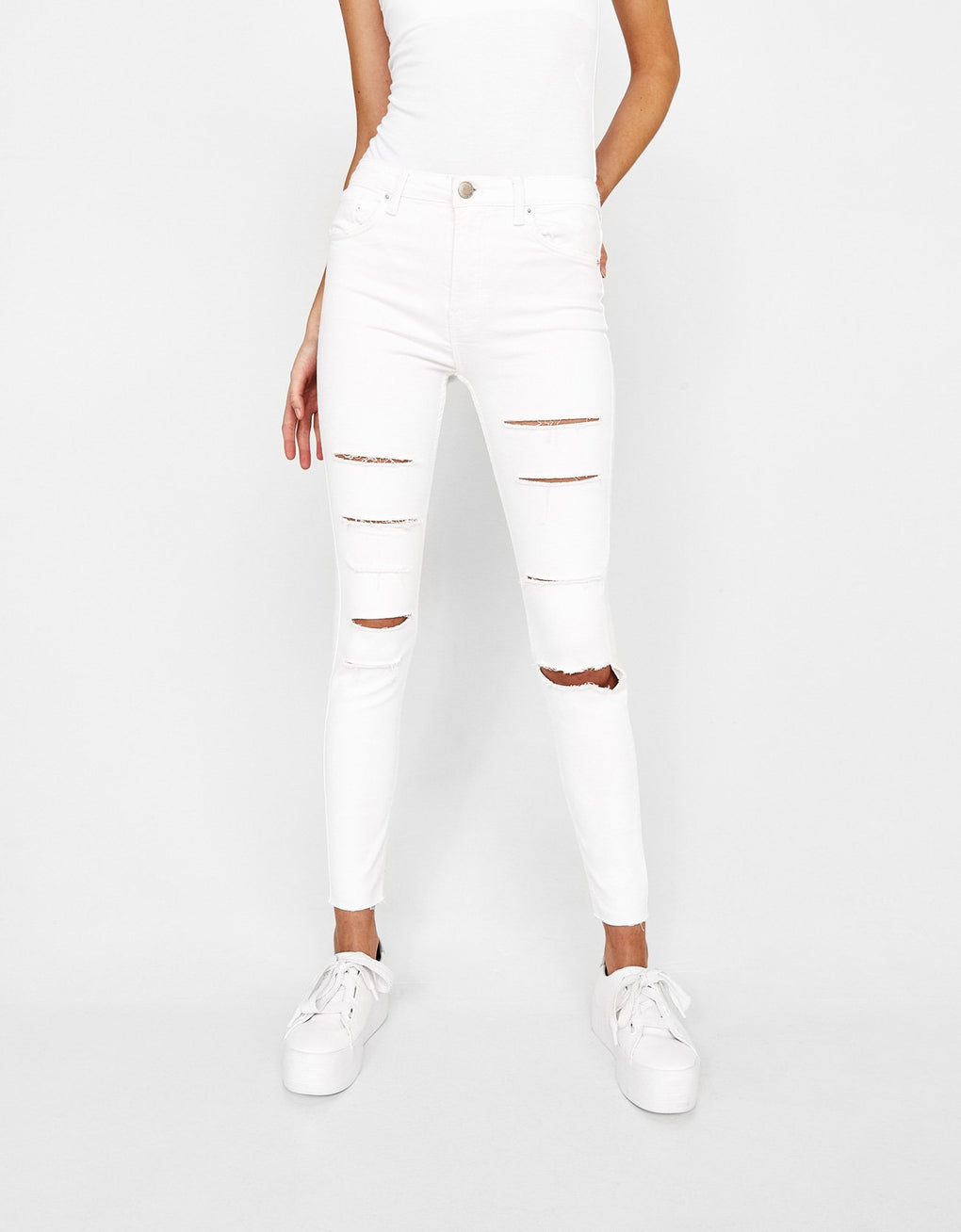 Ripped skinny jeans