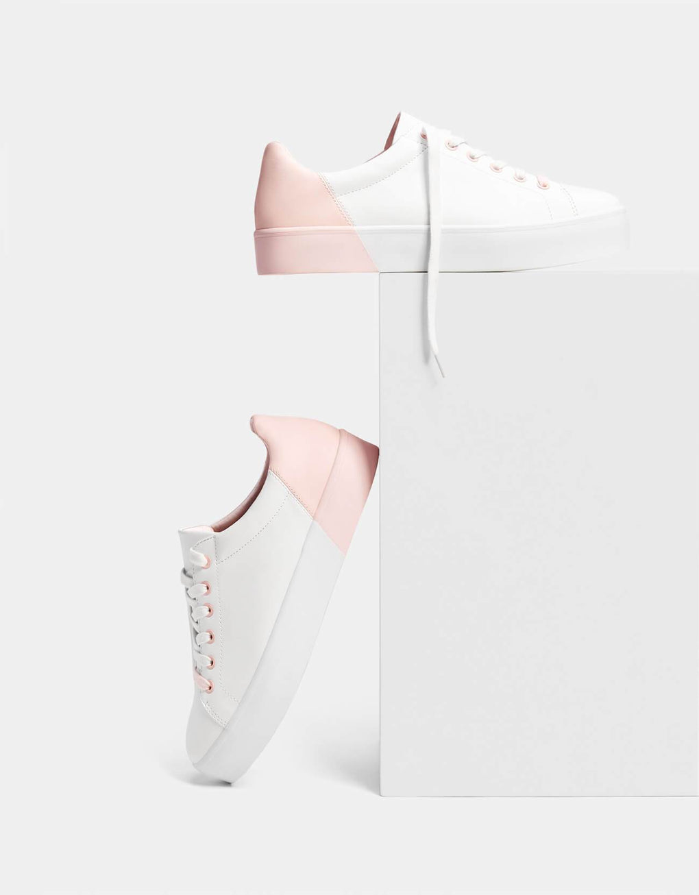 Trainers with heel detail