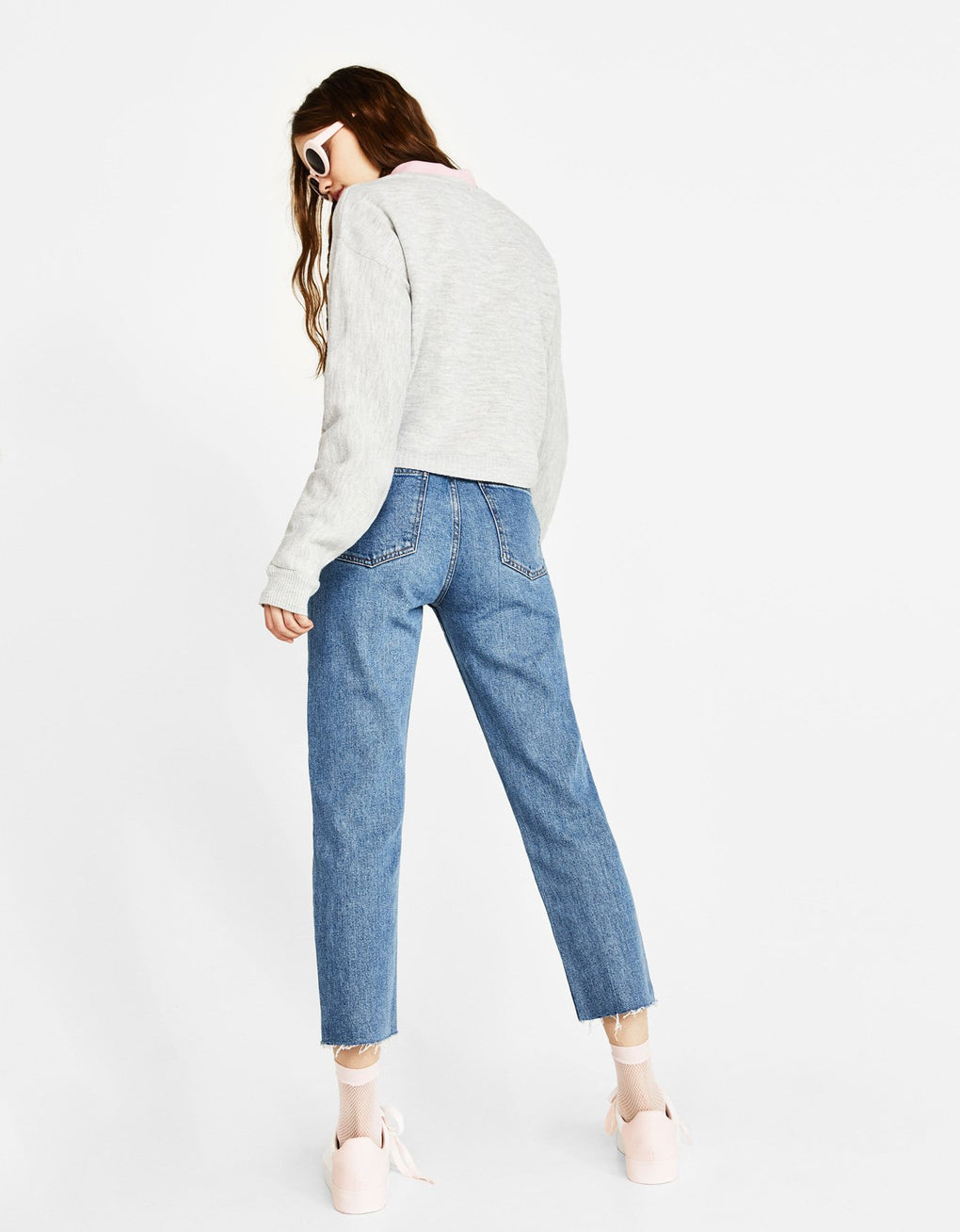 Sweater with slogan